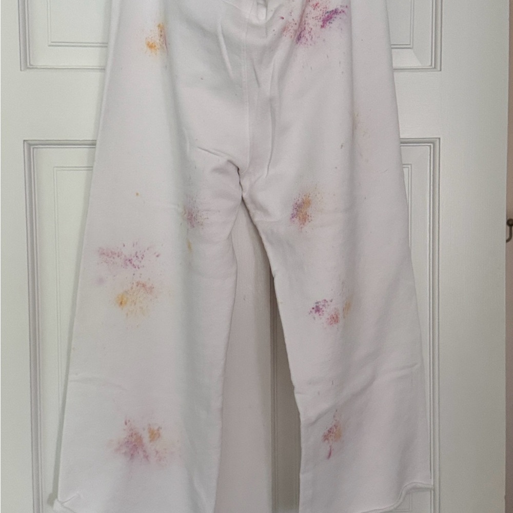 Frank & Eileen Catherine crop  White Sweatpants with Pink and Orange Splatter